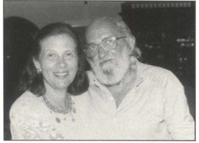 Se casa con Ana Maria Araujo Hasche.