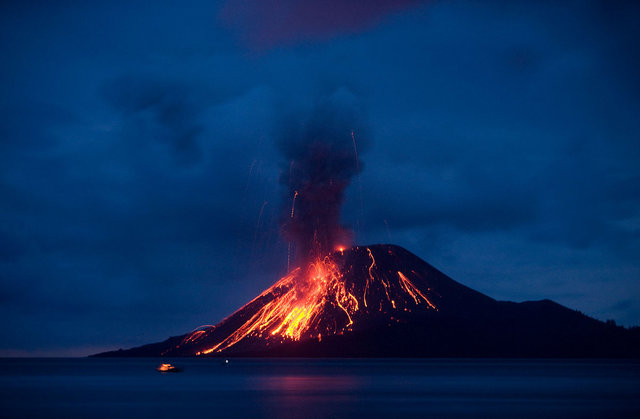 Krakatoa Eruption (Java/Sumatra)