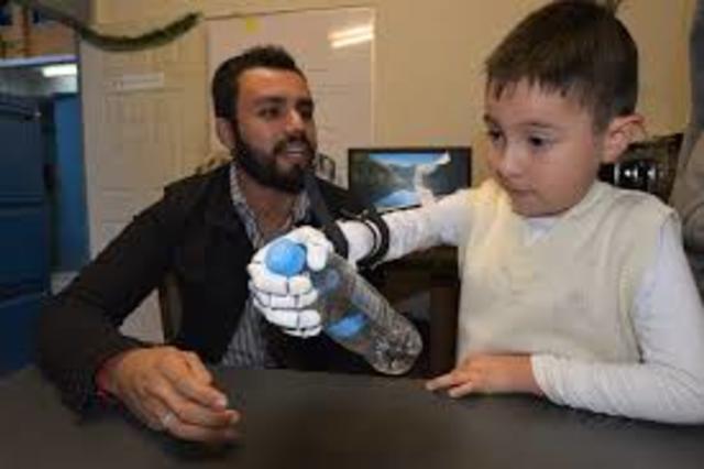 Ciencia Mano Protésica