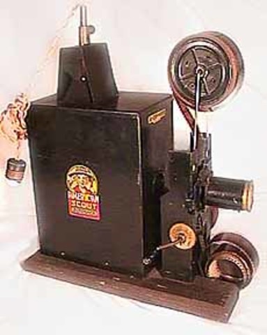 Primer proyector en educación.