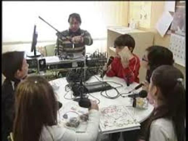 IMPLEMENTACIÓN DE LA RADIO EDUCATIVA