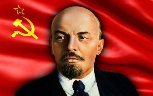 Lenin Returns to Russia