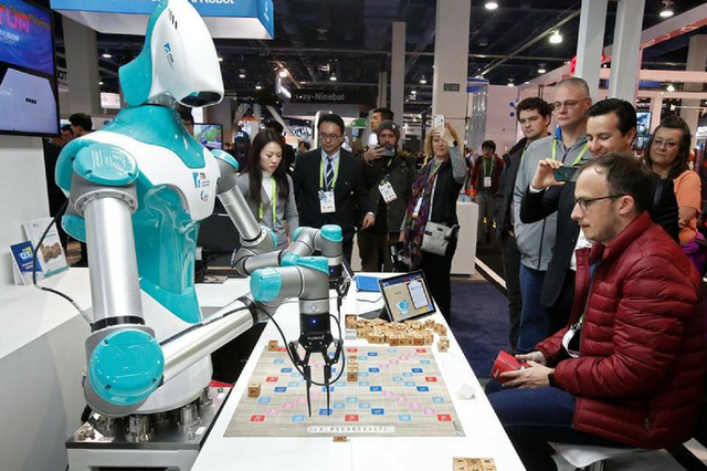 Utilización  de dispositivos electrónicos y  nuevos métodos  de interacción