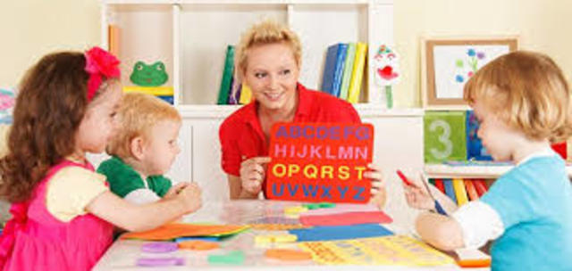 Crea Consejo de Contenidos y Métodos Educativos