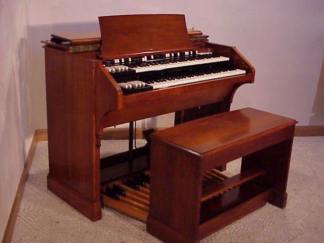 Laurens Hammond Introduces His Hammond Organ