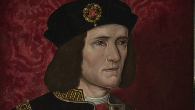 Richard III is killed in battle