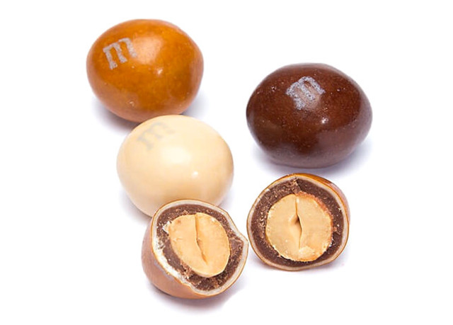 С орехами внутри