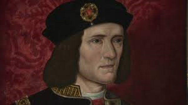 Richard III is killed in battle