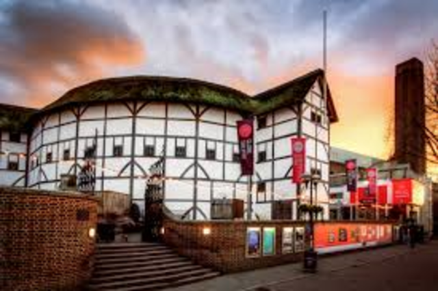 Globe Theatre is built in London
