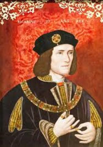 Richard III is killed in battle