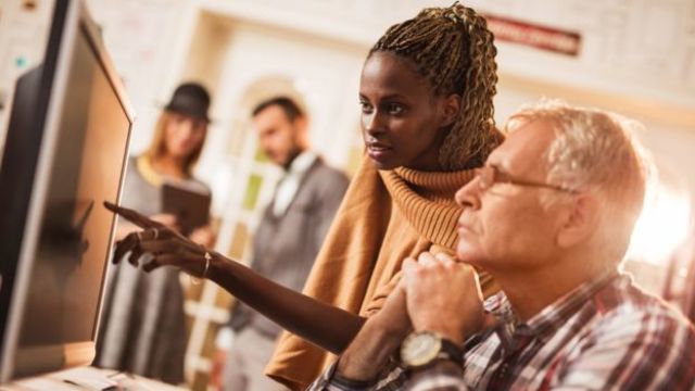 Aprendizaje por medio de la practica y experiencia