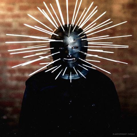 mascara de craig jones