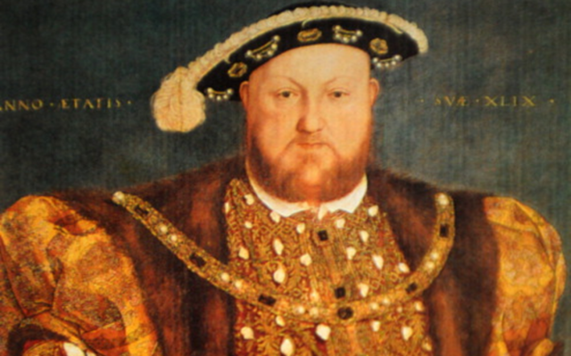 With the Supremacy Act, Henry VIII proclaims himself head of Church of England