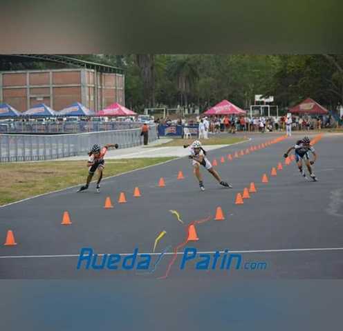 MI PRIMERA COMPETENCIA DE PATINAJE