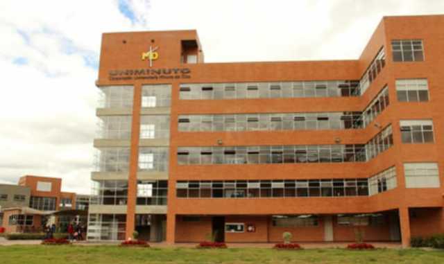 INICIO LA CARRERA TRABAJO SOCIAL