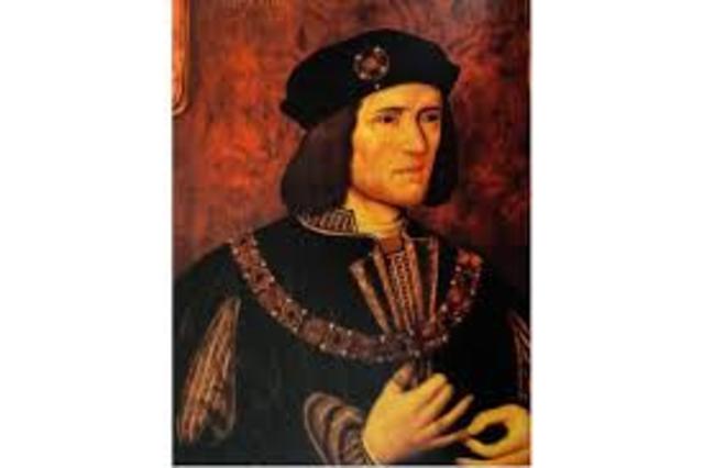 Richard III is killed in battle.