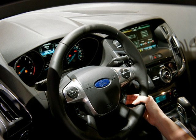 2000-2010 – Autos conectados e 'inteligentes'