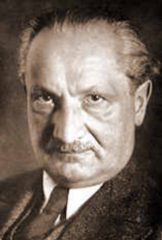 MARTIN HEIDEGGER