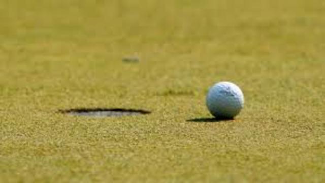 18 Hole Round of Golf