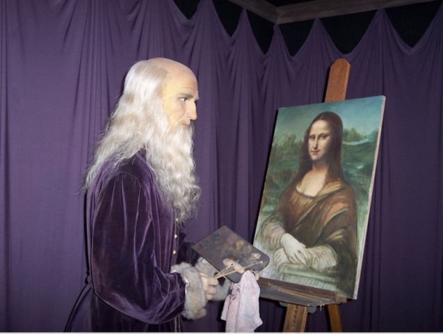 Leonardo da Vinci paints the Mona Lisa