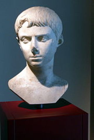 Ottaviano sconfigge Marco Antonio