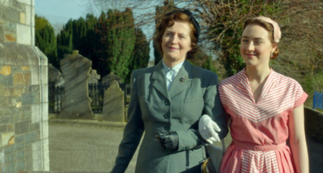 Eilis returns to Ireland