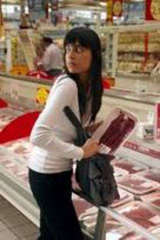 tinney steals candy from ferns store