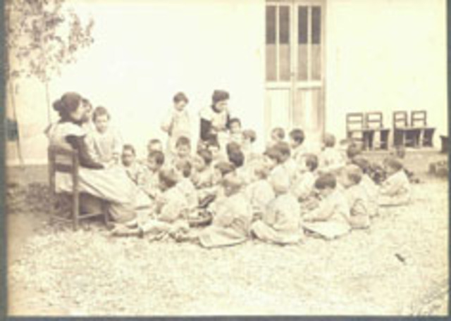 Rossa Y Carolina Agazzi (Escuela De Párvulos)