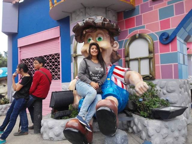 Mi primera vez en mundo aventura