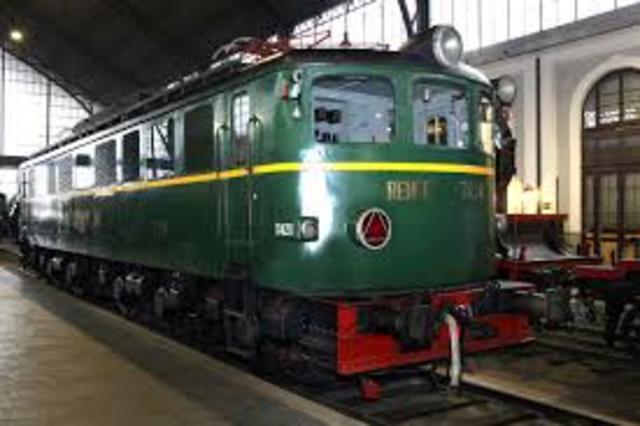 Locomotora eléctrica.