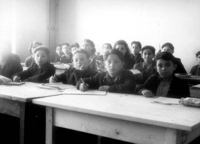 ESCUELA Y PEDAGOGÍA EN LOS ESTADOS UNIDOS DESDE LA PRIMERA GUERRA MUNDIAL HASTA NUESTROS DÍAS