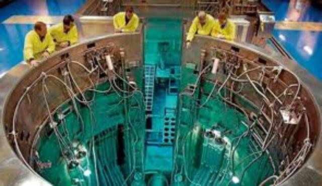 Creación del Primer Reactor de Investigación