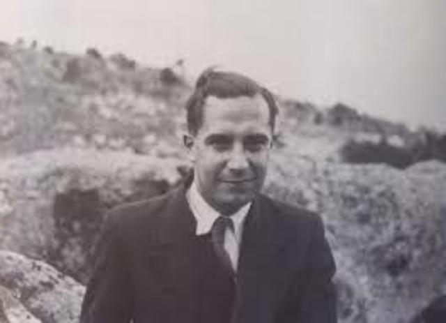 Xavier (No se aprende filosofía, sólo se aprende a filosofar, resulta absolutamente cierto que sólo se aprende filosofía poniéndose a filosofar.)