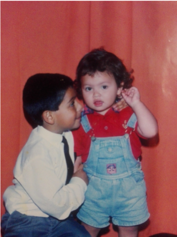 Aquí empezó, todo cumplí 2 años junto a mi hermano