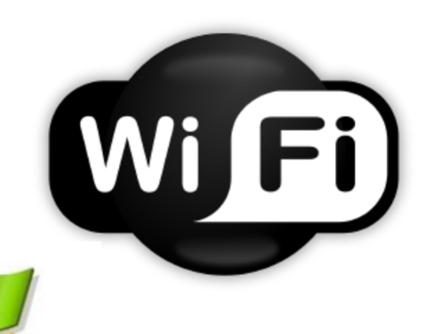 2003: Comunicações Wi-Fi disseminam-se; lançamento do Microsoft Windows 2003 Server