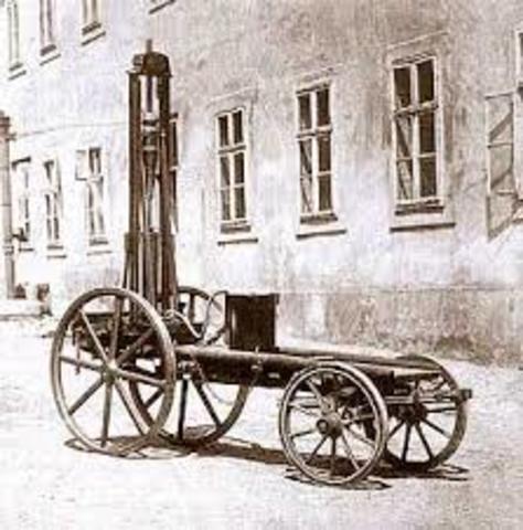 First car ran by gasoline in the United States