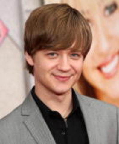 Jason Earles