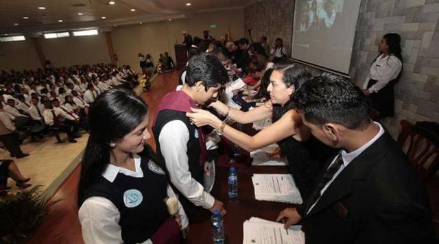 Recibo mi grado de Media Vocacional