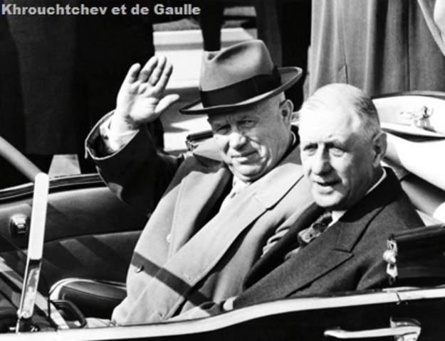 2)	Par des voyages officiels