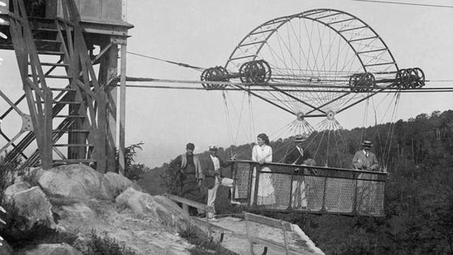 Leonardo Torres Quevedo inventa el teleférico