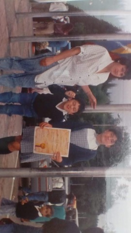 termine la primaria a los 10 años en el colegio "SANTIAGO FELIPE"