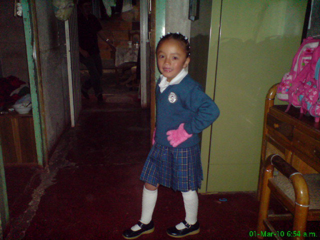 Primer Dia De Escuela -  First day of school.