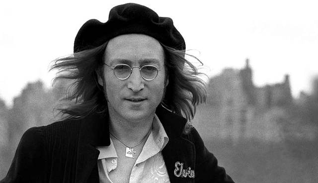 John Lennon es asesinado en Nueva York