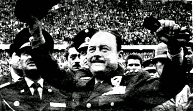 Perú: dictadura militar, inicialmente refor- mista