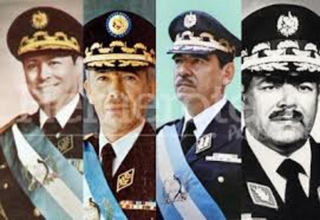 Guatemala: gobiernos militares o bajo control militar.