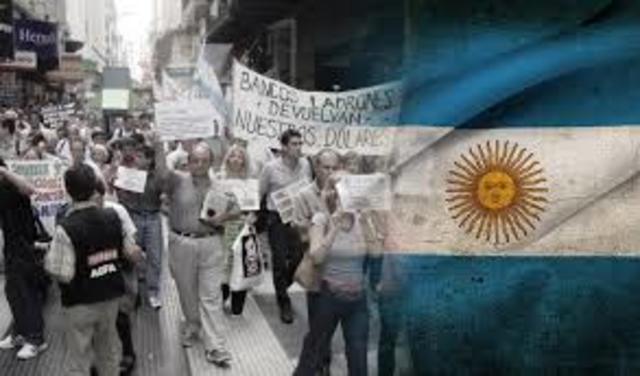 2001: Grave crisis económica y política en Argentina