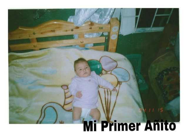MI PRIMER AÑITO