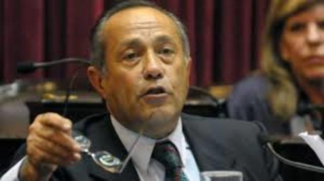 Renunca de Adolfo Rodriguez Saá