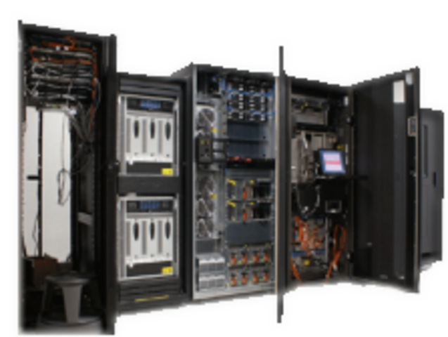 maniframes computadoras en cuarto