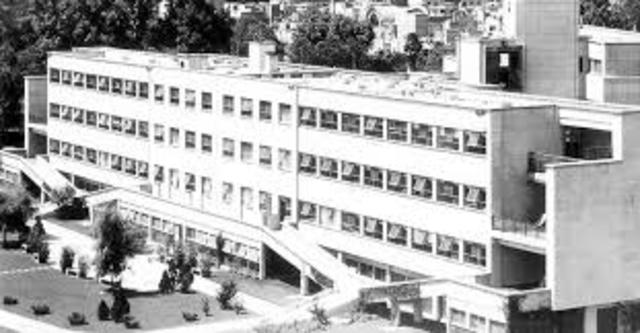 Creación del Instituto Nacional de Cardiología.  Creación del Hospital de Enfermedades de la Nutrición. Inicio del Plan Nacional de Hospitales.